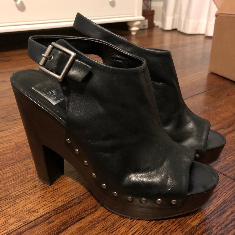 DV Heels